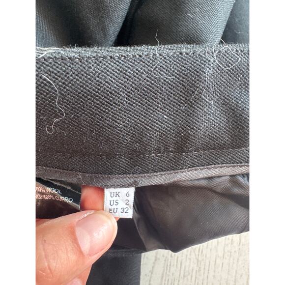 J.W. Anderson Black 100% Wool Slacks Asymmetrical Cropped Corporate Baddie (T) - Picture 7 of 9